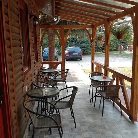 Prenociste Vila Stara Breza Palić Exterior foto