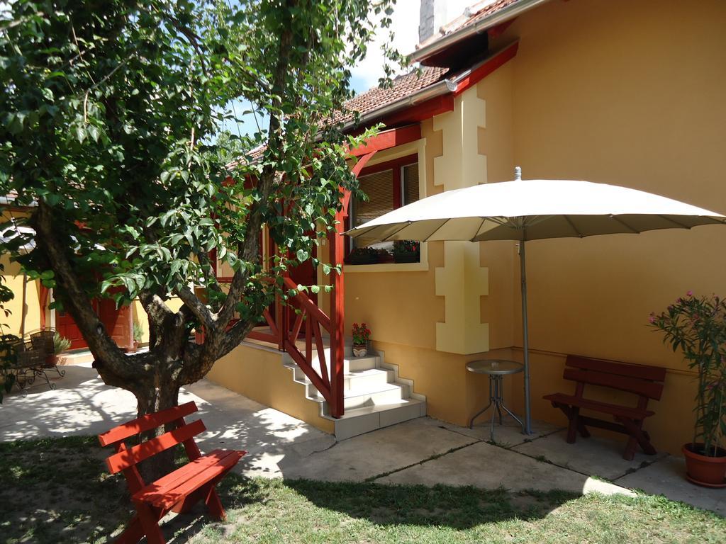 Prenociste Vila Stara Breza Palić Zimmer foto