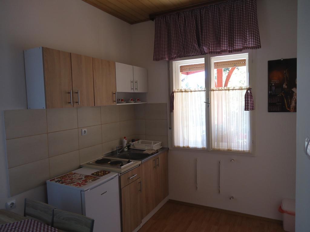 Prenociste Vila Stara Breza Palić Zimmer foto