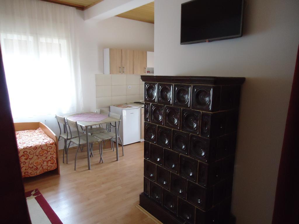 Prenociste Vila Stara Breza Palić Zimmer foto