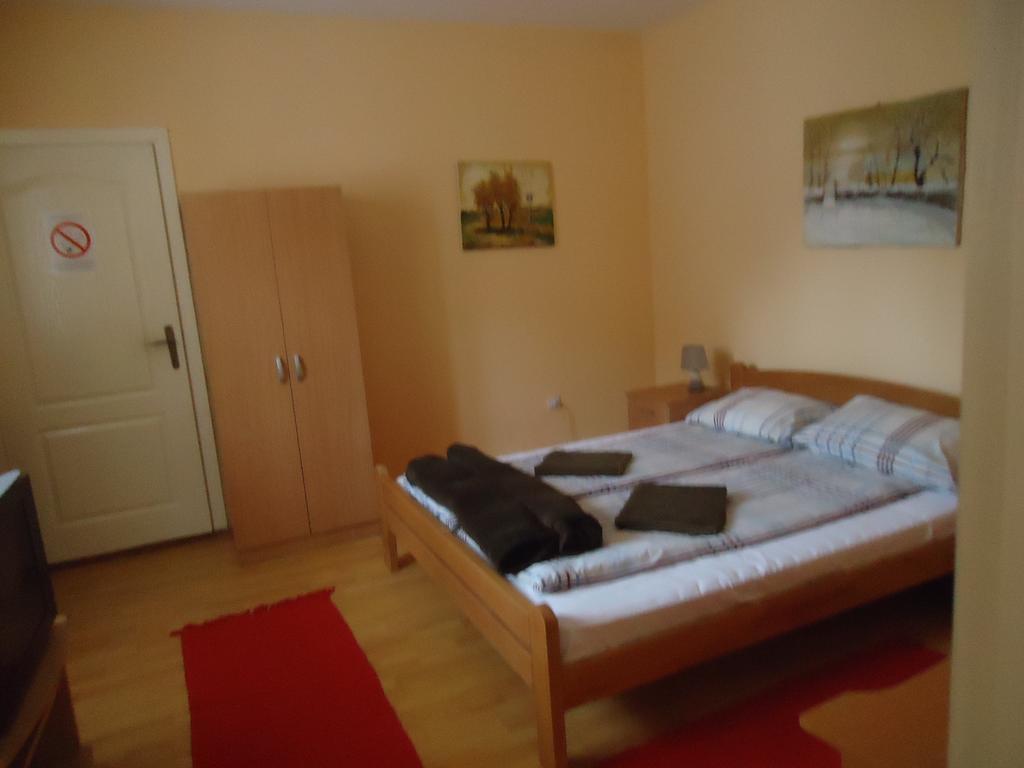 Prenociste Vila Stara Breza Palić Zimmer foto
