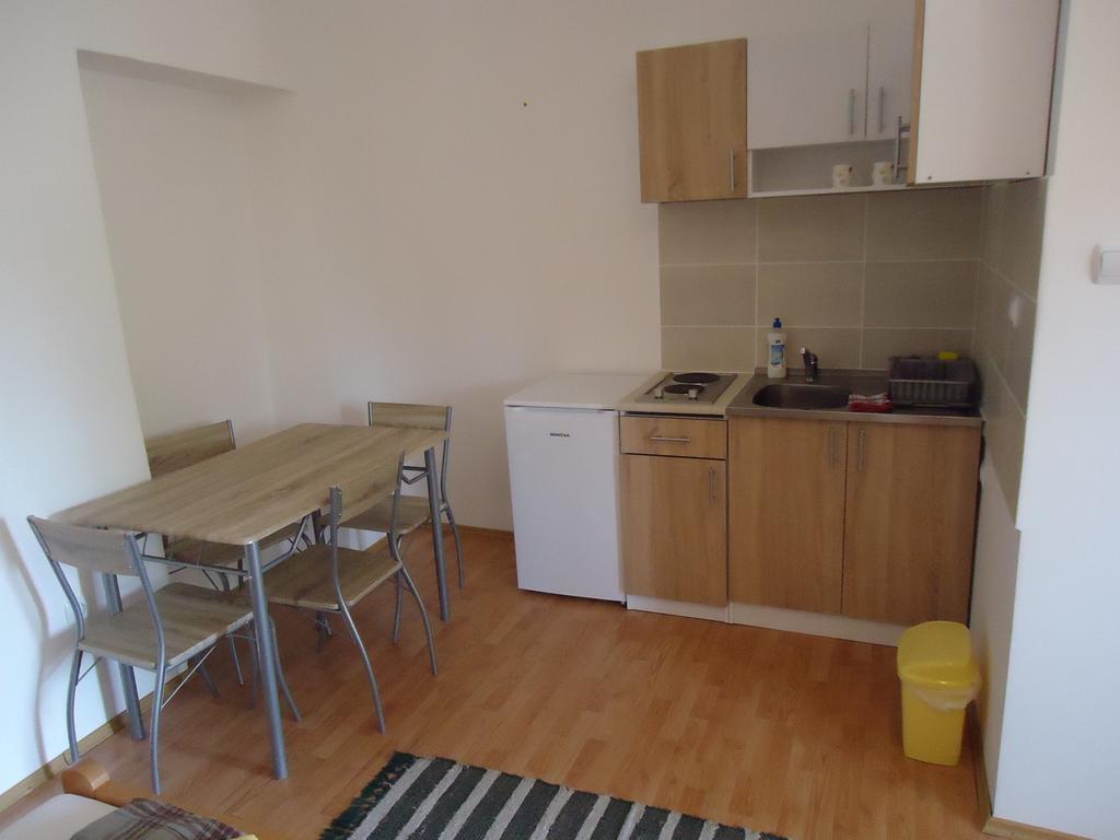 Prenociste Vila Stara Breza Palić Zimmer foto
