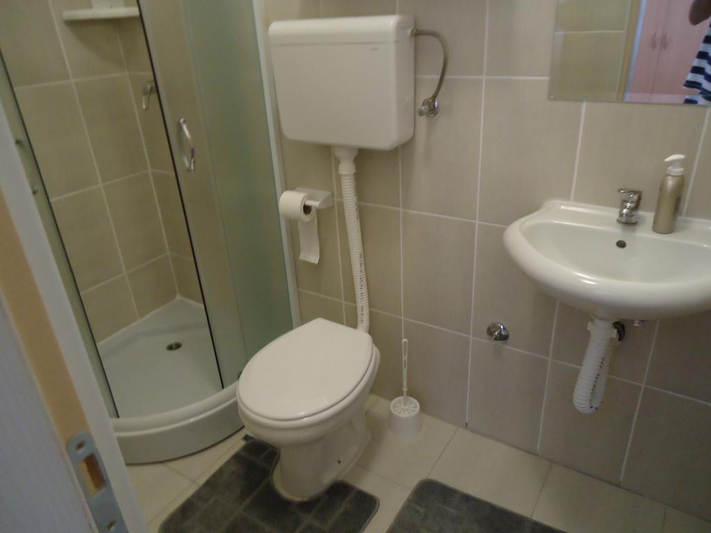 Prenociste Vila Stara Breza Palić Zimmer foto