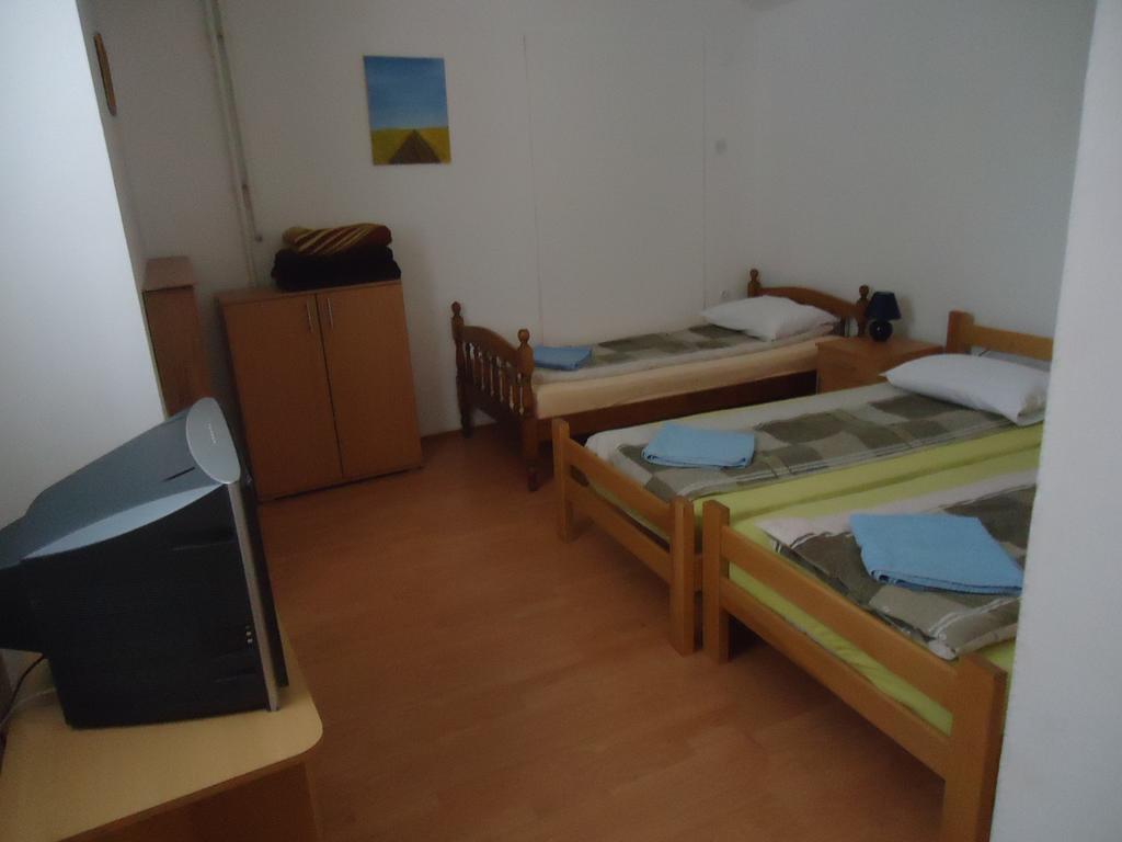 Prenociste Vila Stara Breza Palić Zimmer foto