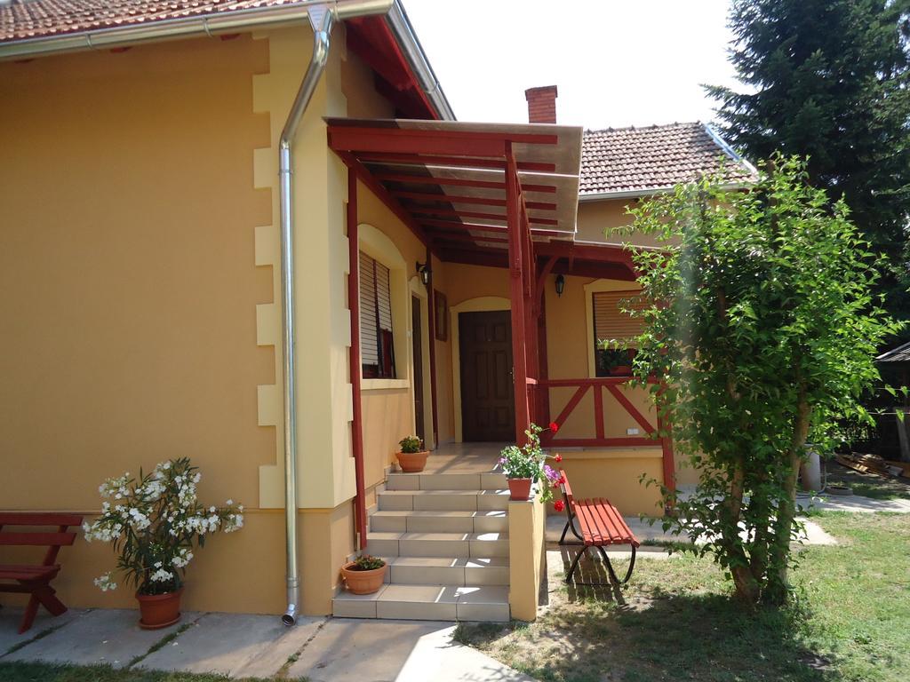 Prenociste Vila Stara Breza Palić Zimmer foto